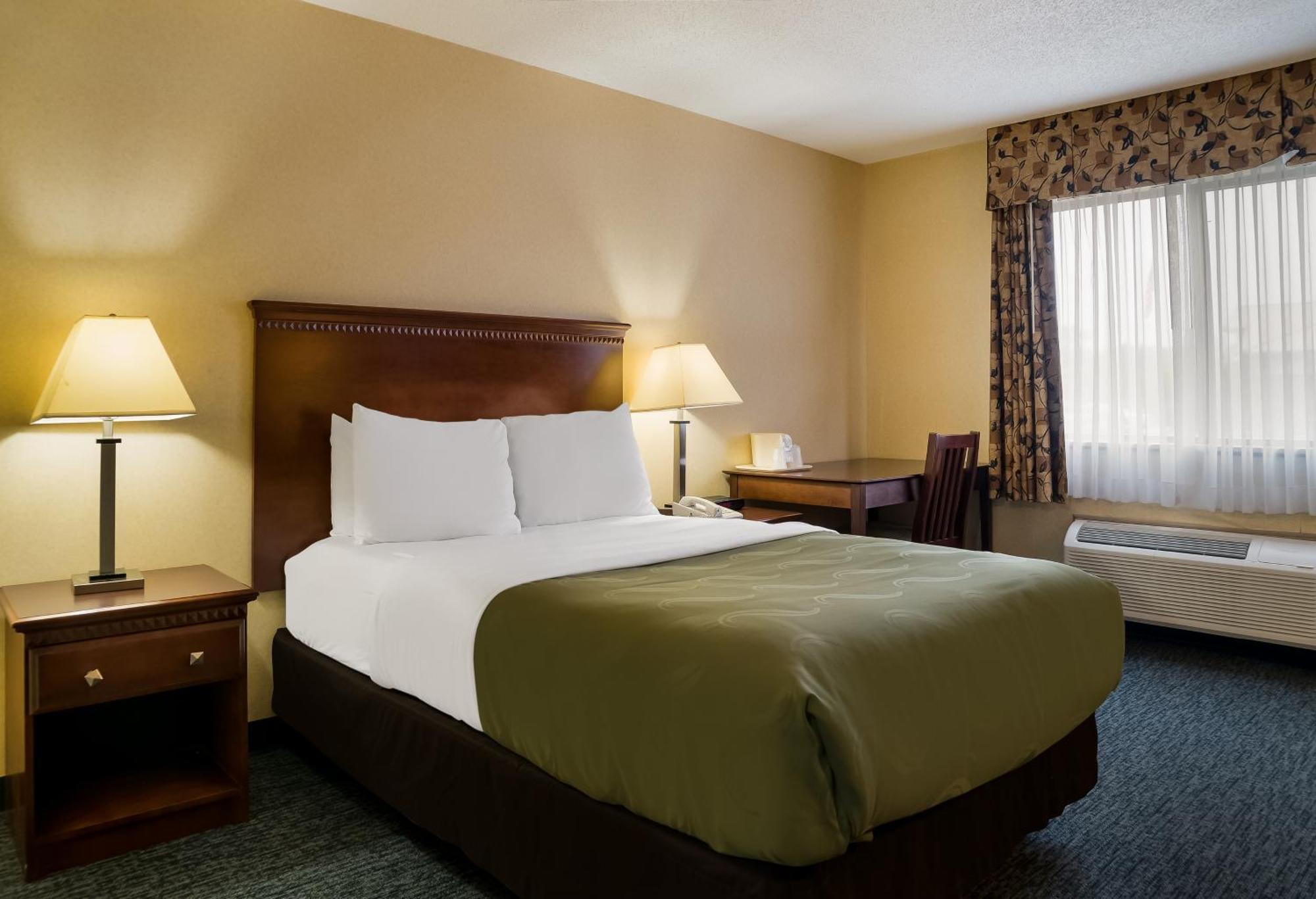 Quality - Flint South Inn